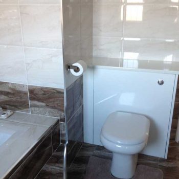 DFK bathrooms